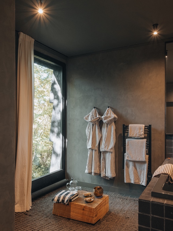 Architects.Holiday – Bather’s Cabin