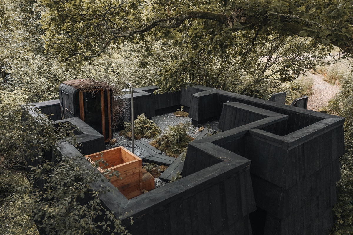 Architects.Holiday – Bather’s Cabin