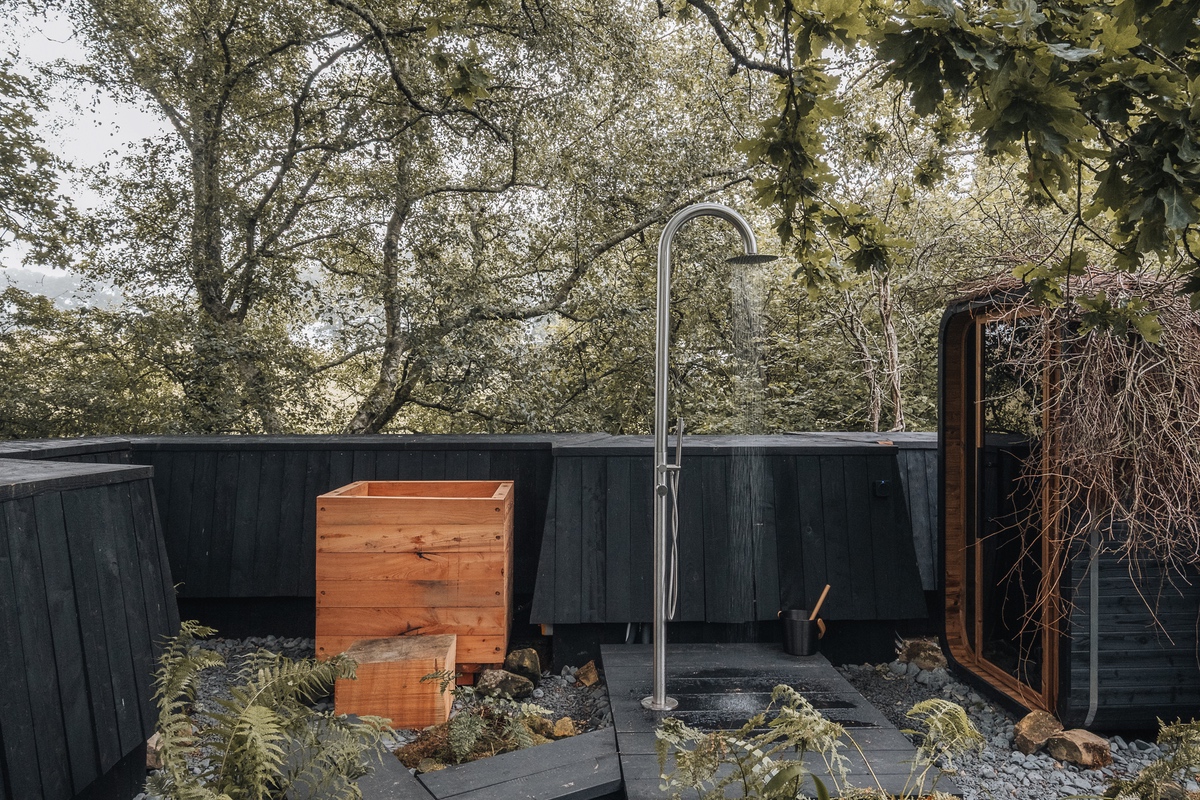Architects.Holiday – Bather’s Cabin
