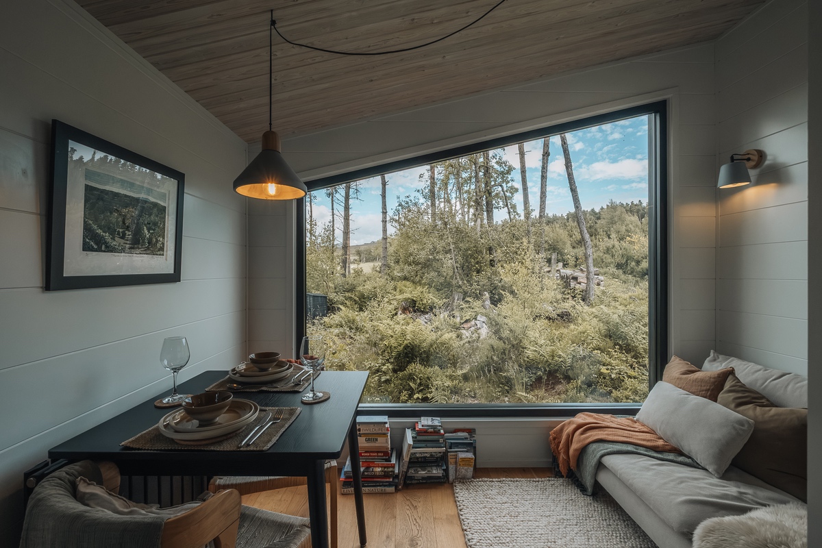 Heather and Stone – The Black Rhadley Cabin