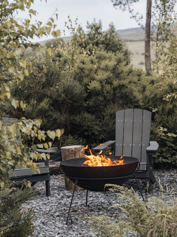 Heather and Stone – The Black Rhadley Cabin