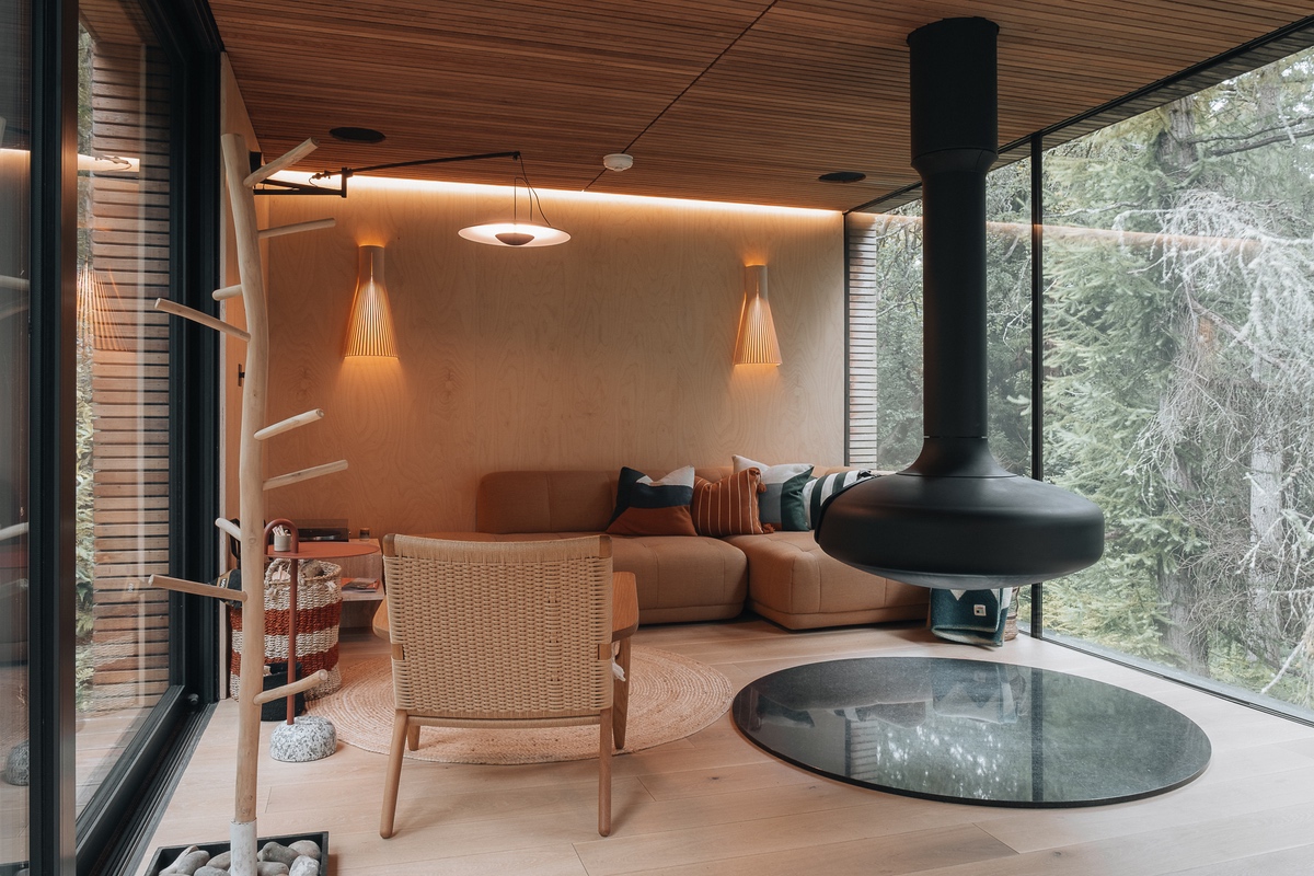 Looking Glass Lodge